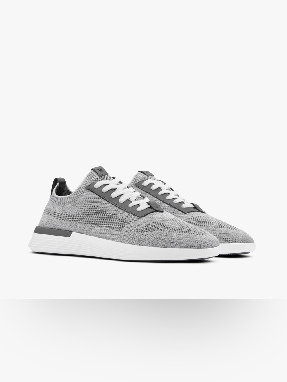 Wolf & Shepherd SupremeKnit Trainer Mens 7 Gray White NWOB Knit Sneakers